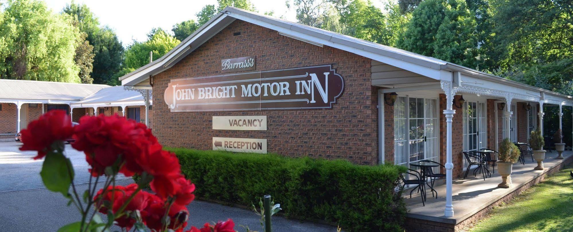 Barrass John Bright Motor Inn Экстерьер фото